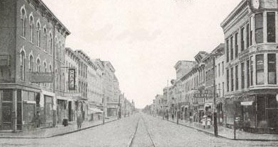 card postmarked 1909 showing Stephenson Street looking east