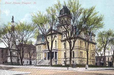 card postmarked 1909 showing the Stephenson County Court House